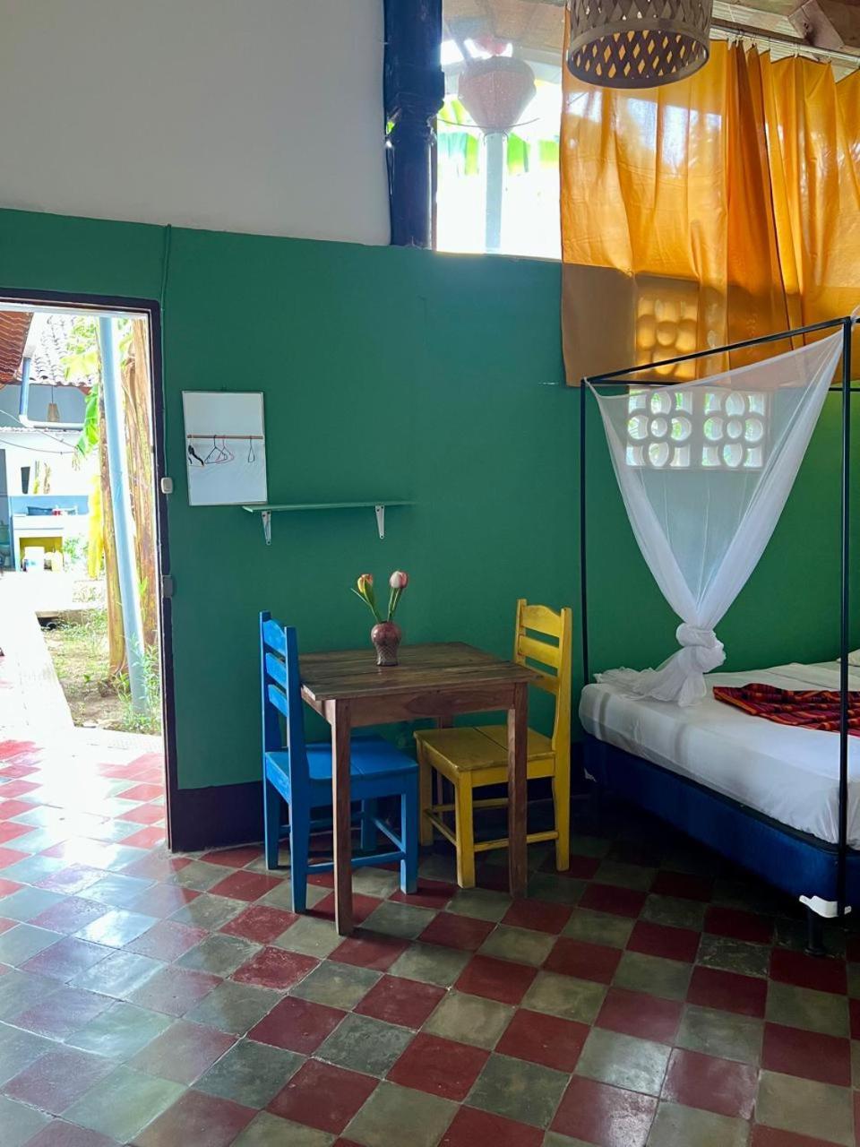Casa Gallo Pinto Гранада Экстерьер фото